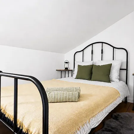 Sous Les Toits De T2 Cosy 4 Pers Apartment Pau